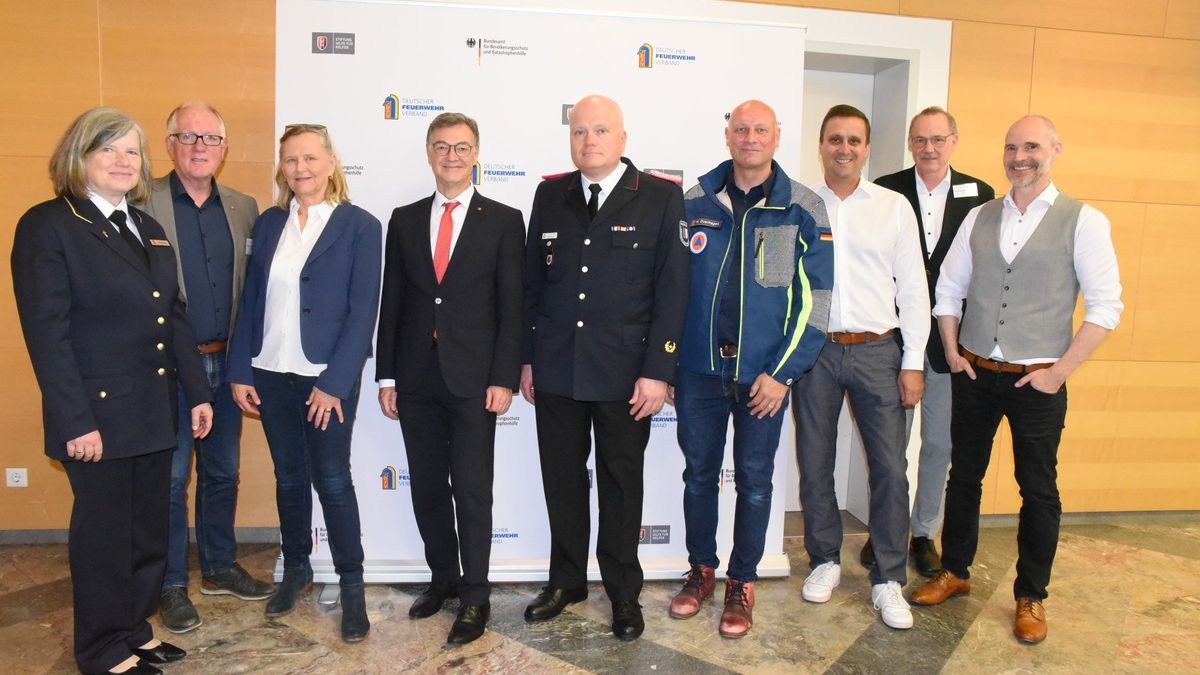 Teilnahmerekord bei Symposium zu Psychosozialer Notfallversorgung / 110 Personen bei hochkarätiger Fortbildung der DFV-Stiftung 