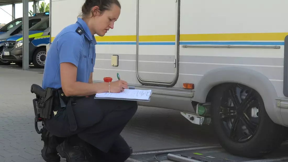 Mittelhessen: WETTERAUKREIS: Wetterauer Verkehrsdienst bietet mit Aktion Safe Holiday Service für Campingurlauber - Bild: presseportal.de