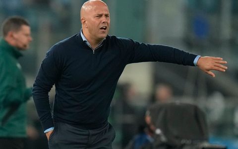 Arne Slot tritt die Nachfolge von Jürgen Klopp in Liverpool an. - Foto: Alessandra Tarantino/AP/dpa