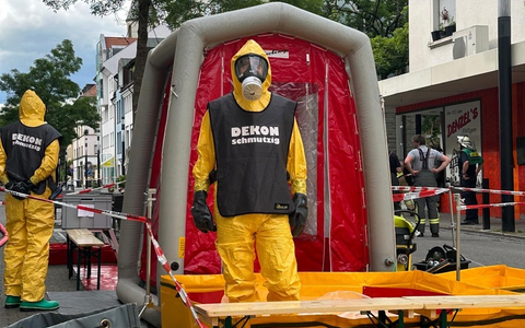 FW Konstanz: Überlandhilfe Gefahrstoffeinheit - Foto: presseportal.de