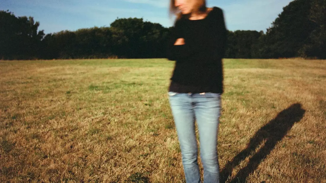 Beth Gibbons blicht auf ihr Leben mit all seinen Höhen und Tiefen zurück. - Bild: Netti Habel/Domino Records/Goodtogo/dpa