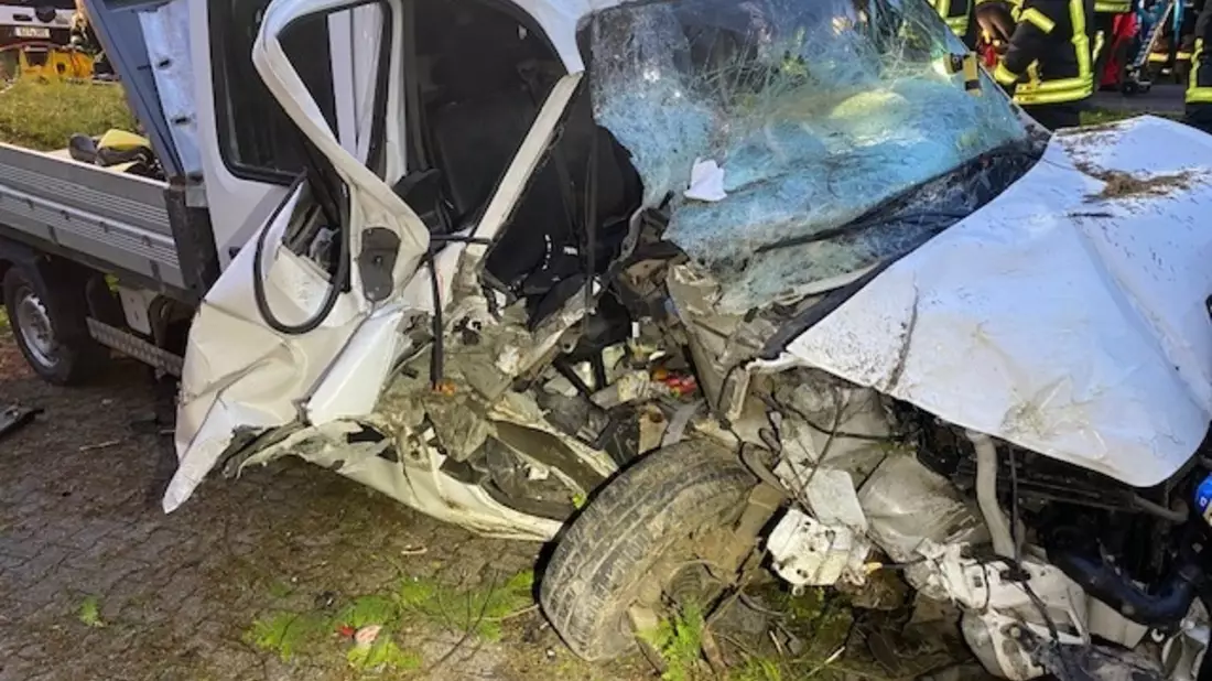 POL-PDWIL: Schwerer Verkehrsunfall mit Personenschaden in der Ortslage Minden - Bild: presseportal.de
