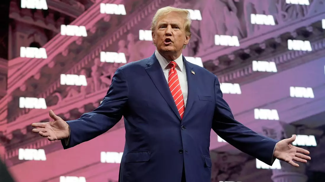 Der ehemalige US-Präsident Donald Trump ist wieder auf Stimmenfang. - Bild: LM Otero/AP