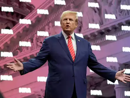 Der ehemalige US-Präsident Donald Trump ist wieder auf Stimmenfang. - Foto: LM Otero/AP