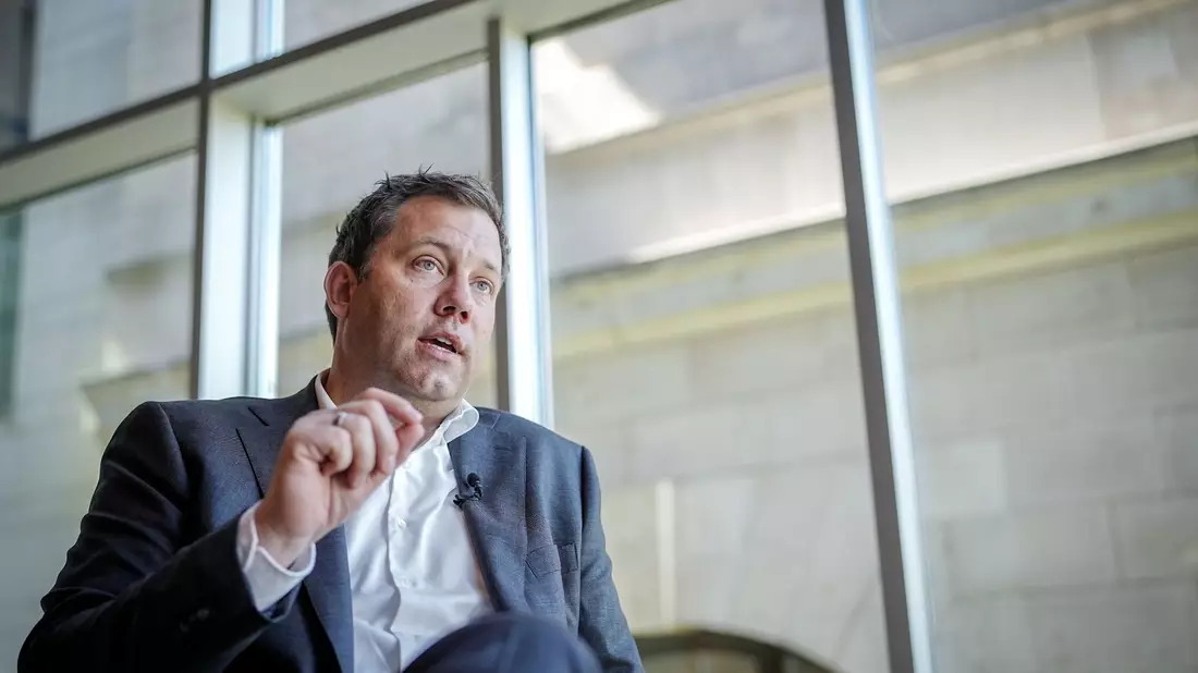 SPD-Chef Klingbeil warnt, dass die Forderungen der Union den Gesprächen schaden könnten. (Archivbild) - Bild: Kay Nietfeld/dpa