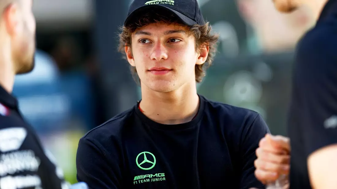 Der 17-jährige Andrea Kimi Antonelli fährt aktuell in der Formel 2. - Bild: -/DPPI/dpa
