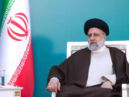 Mit mit Spürhunden und Drohnen suchen die Rettungsteams nach dem iranischen Präsidenten Ebrahim Raisi. - Foto: Uncredited/Iranian Presidency Office/AP