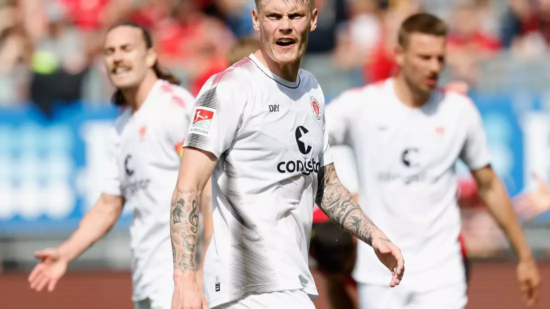 Der FC St. Pauli hat sich die Zweitliga-Meisterschaft gesichert. - Bild: Heiko Becker/dpa