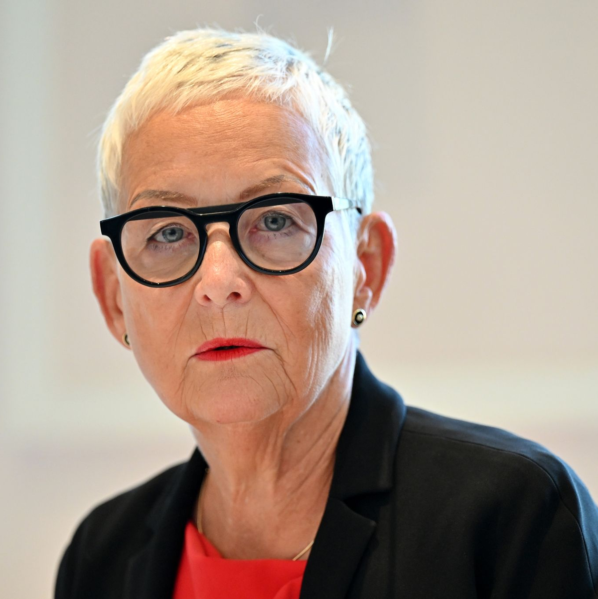 Lundershausen nannte die Zusammenarbeit zwischen den verschiedenen Behörden, die für den Start eines ausländischen Arztes in Deutschland nötig sind, «sicherlich ausbaufähig». - Foto: Martin Schutt/dpa