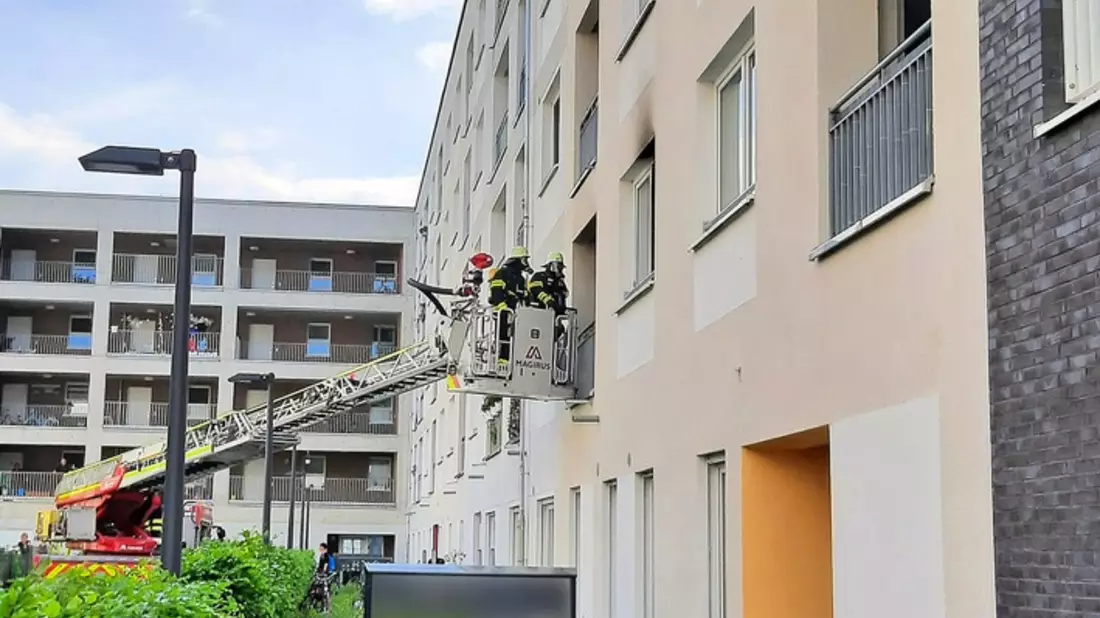 FW-M: Personensuche bei Zimmerbrand (Oberföhring) - Bild: presseportal.de