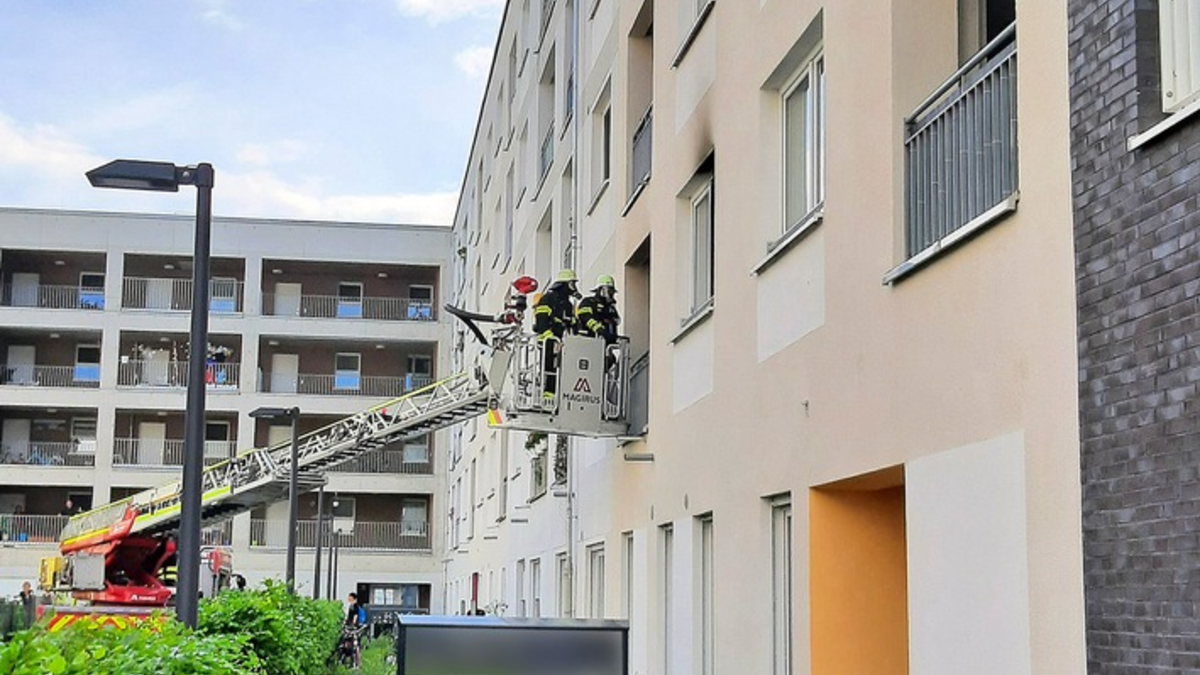 FW-M: Personensuche bei Zimmerbrand (Oberföhring) - Foto: presseportal.de