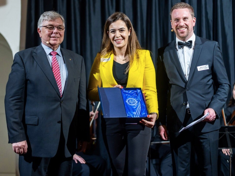 Ausgezeichnet: Heyla Kaya ist seit über einem Jahrzehnt die Expertin für nachhaltige Geldanlagen in Edelmetallen - Foto: presseportal.de