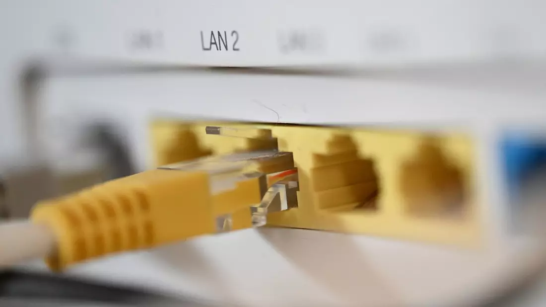Die eigentliche technische Ursache der Störungen lag im Netz der Telekom (Symbolbild). - Bild: Bernd Weißbrod/dpa
