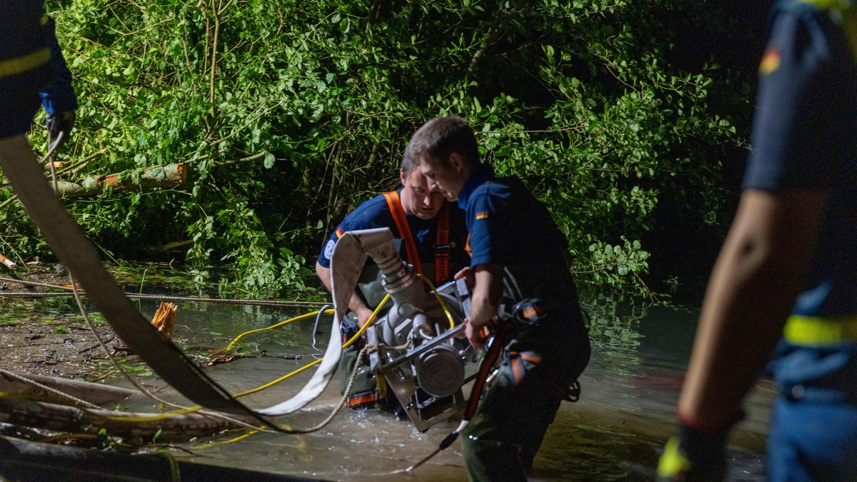 THW SN-TH: Weitere Regenfälle erwartet: THW steht bereit / Landesverband Sachsen, Thüringen erwartet eigene Lage - Foto: presseportal.de