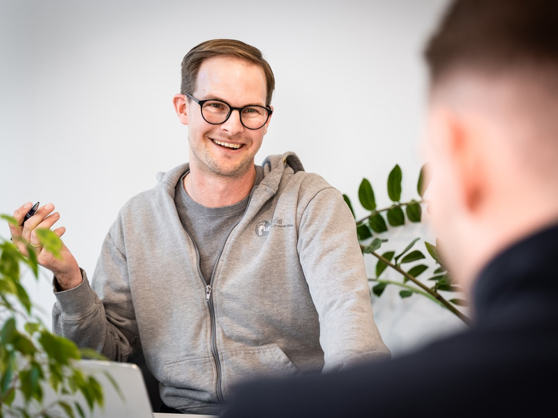 Frederic Schulmeister von Fußkundig zeigt moderne Recruiting-Strategien für Podologen: Erfolg durch Unternehmensidentität und Social Media - Foto: presseportal.de