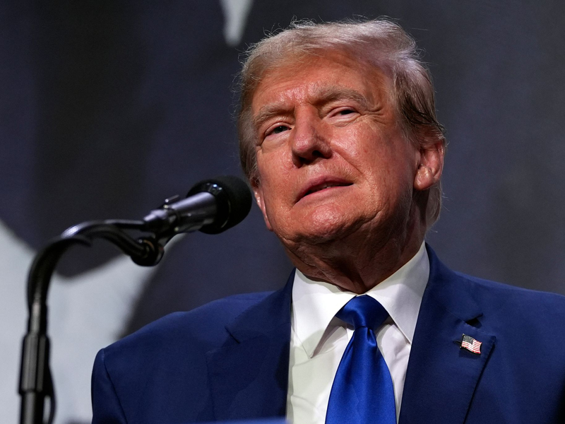 Im Wahlkampf bedient sich Donald Trump regelmäßig radikaler Rhetorik, tut sich mit rassistischen Aussagen hervor und hetzt gegen Minderheiten. - Foto: Abbie Parr/AP