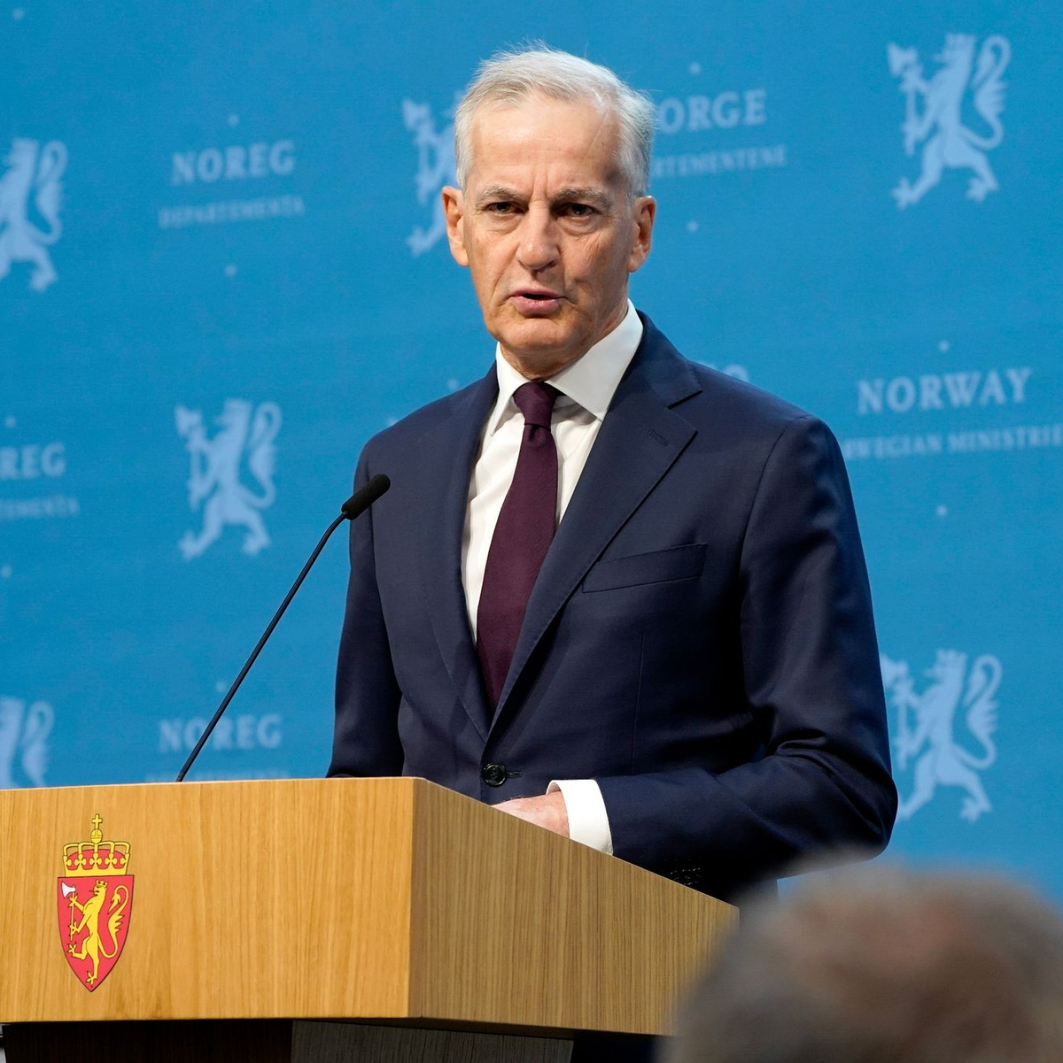 Der norwegische Ministerpräsident Jonas Gahr Støre kündigt an, dass die Regierung Palästina als unabhängigen Staat anerkennen wird. - Foto: Erik Flaaris Johansen/NTB/dpa