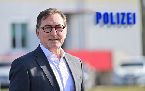 POL-OS: Polizeipräsident zum Tag des Grundgesetzes: Null Toleranz für Feinde unserer Demokratie! - Foto: presseportal.de