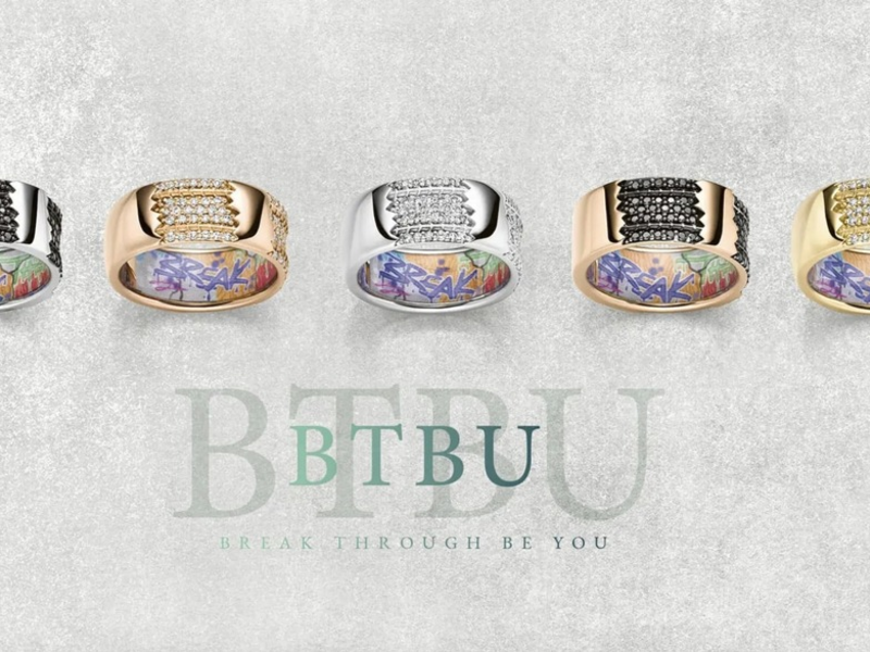 Zeit sprengt alle Mauern: Berliner Juwelier Lorenz stellt Schmuckkollektion in Erinnerung an Berliner Friedensuhr vor - Foto: presseportal.de