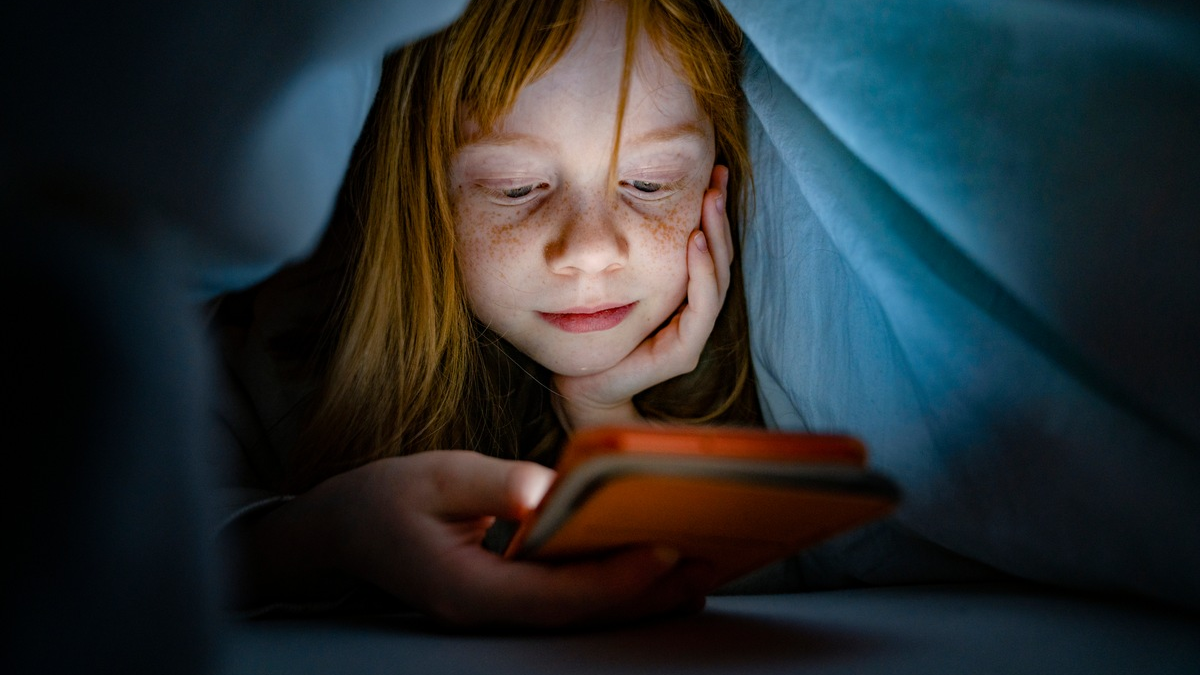 Generation Smartphone: Wie Kinder und Jugendliche ihre Gesundheit gefährden - Foto: presseportal.de