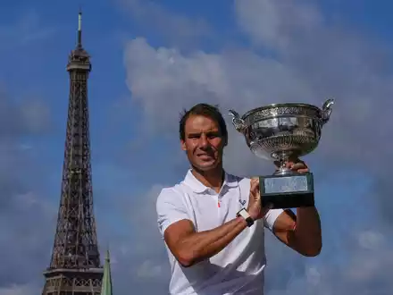 Will bei den French Open in Paris noch einmal um den Titel kämpfen: Rafael Nadal - Foto: Michel Euler/AP/dpa