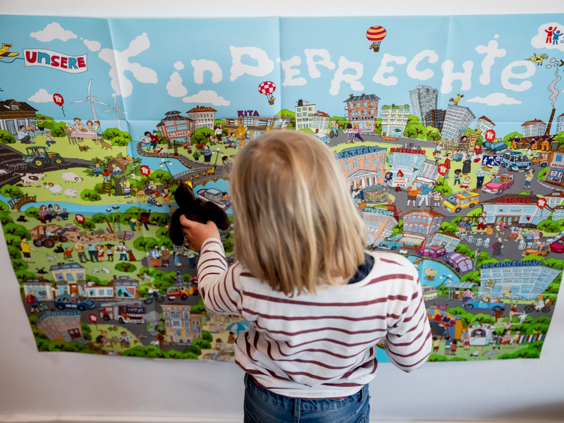 In ihrem Koalitionsvertrag hatten SPD, Grüne und FDP festgehalten, Kinderrechte ausdrücklich im Grundgesetz zu verankern. - Foto: Christoph Soeder/dpa