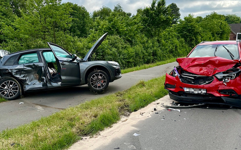 FW Hünxe: Verkehrsunfall mit drei Verletzten - Foto: presseportal.de