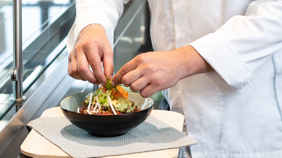 Neuer Vertrag für Catering-Vollversorgung / Siemens AG beauftragt Klüh mit Mitarbeiterverpflegung - Foto: presseportal.de