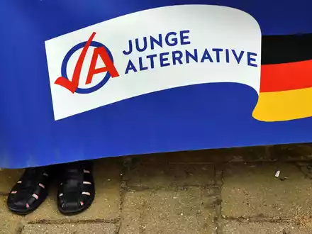 Die AfD-Jugendorganisation Junge Alternative (JA) war seit 2021 als Verdachtsfall geführt worden. - Foto: Jens Kalaene/dpa