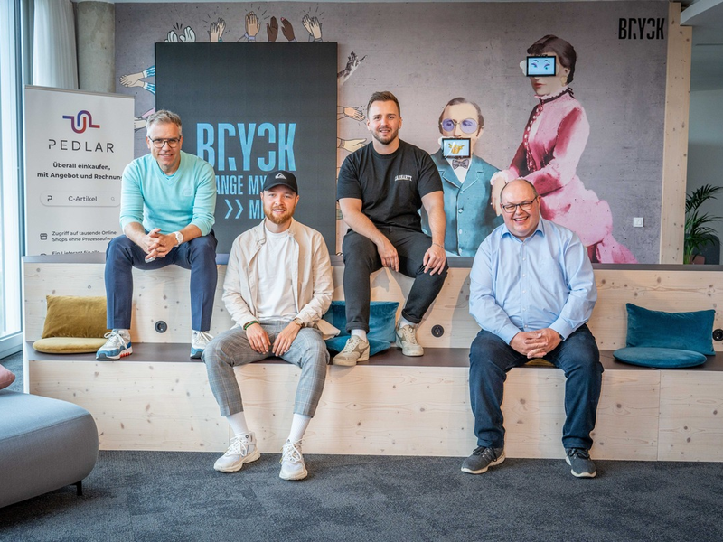 Erfolgreiche Start-up-Gründung von Witzenmann: Wie das Start-up PEDLAR von Witzenmann digitale Beschaffung revolutioniert - Foto: presseportal.de