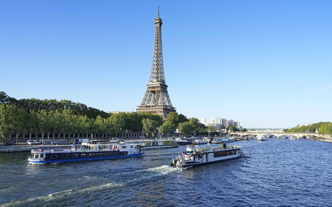 Kurz vor Beginn der Olympischen Spiele in Paris werden die Eintrittspreise für den Eiffelturm um rund 20 Prozent erhöht (Archivbild). - Foto: -