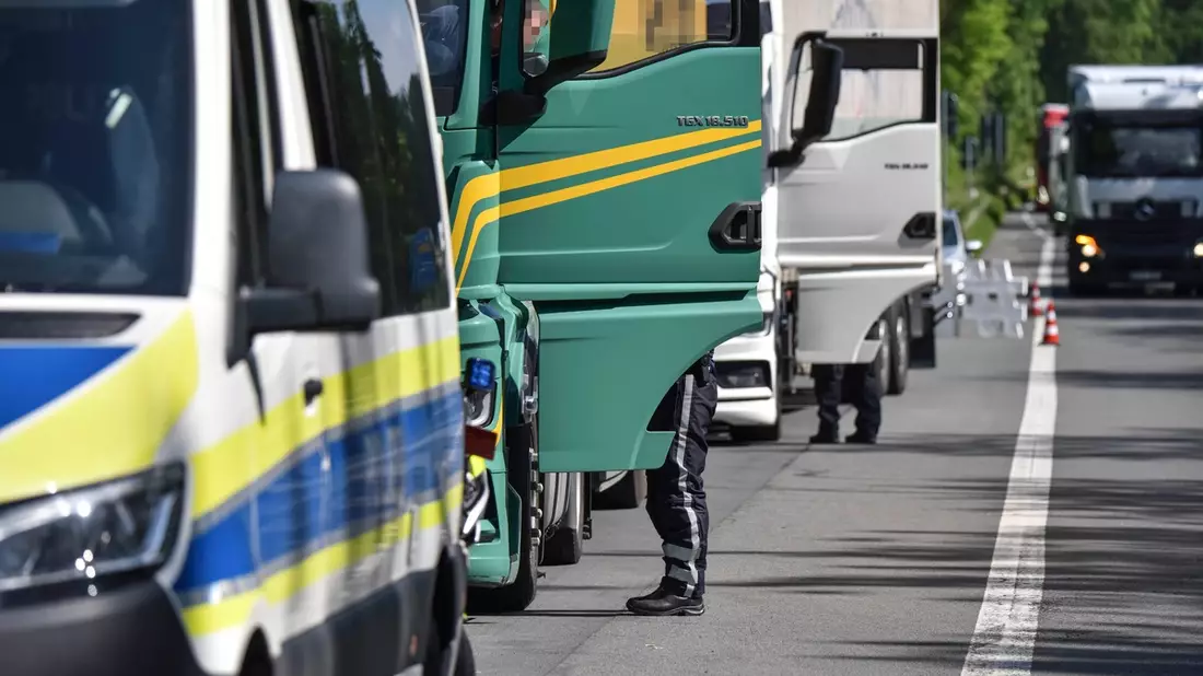 POL-MK: Brummi-Großkontrolle an der A45-Umleitungsstrecke - Bild: presseportal.de