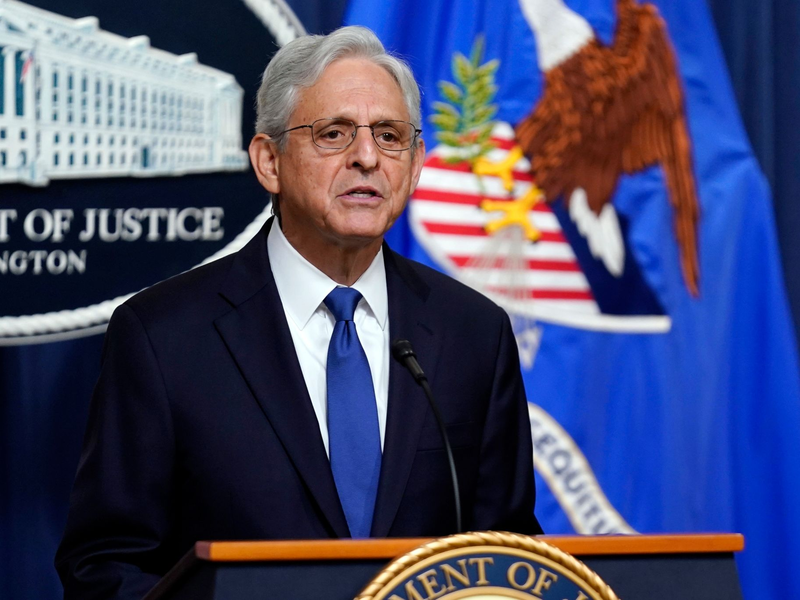 Us-Justizminister Merrick Garland möchte, dass sich Live Nation von der Plattform Ticketmaster trennt. - Foto: Stephanie Scarbrough/AP/dpa