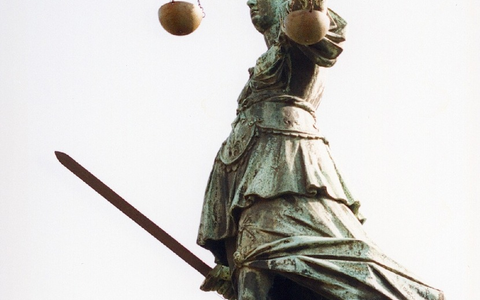 HZA-MD: Schwarzarbeit: Bewährungsstrafe gegen Arbeitgeber aus Halle - Foto: presseportal.de