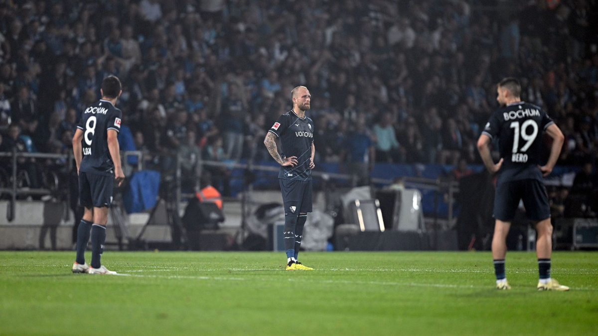 Der VfL Bochum steht vor dem Abstieg. - Foto: David Inderlied/dpa