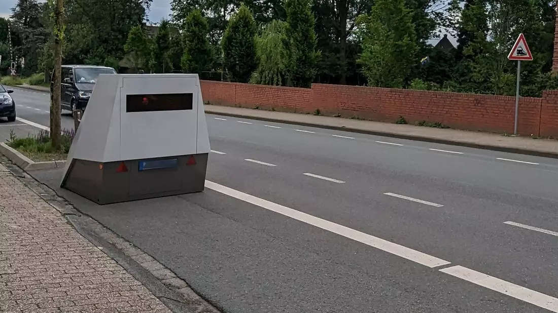 POL-COE: Kreis Coesfeld und Kreispolizeibehörde Coesfeld erprobt neues Geschwindigkeitsmesssystem zur Erhöhung der Verkehrssicherheit - Bild: presseportal.de