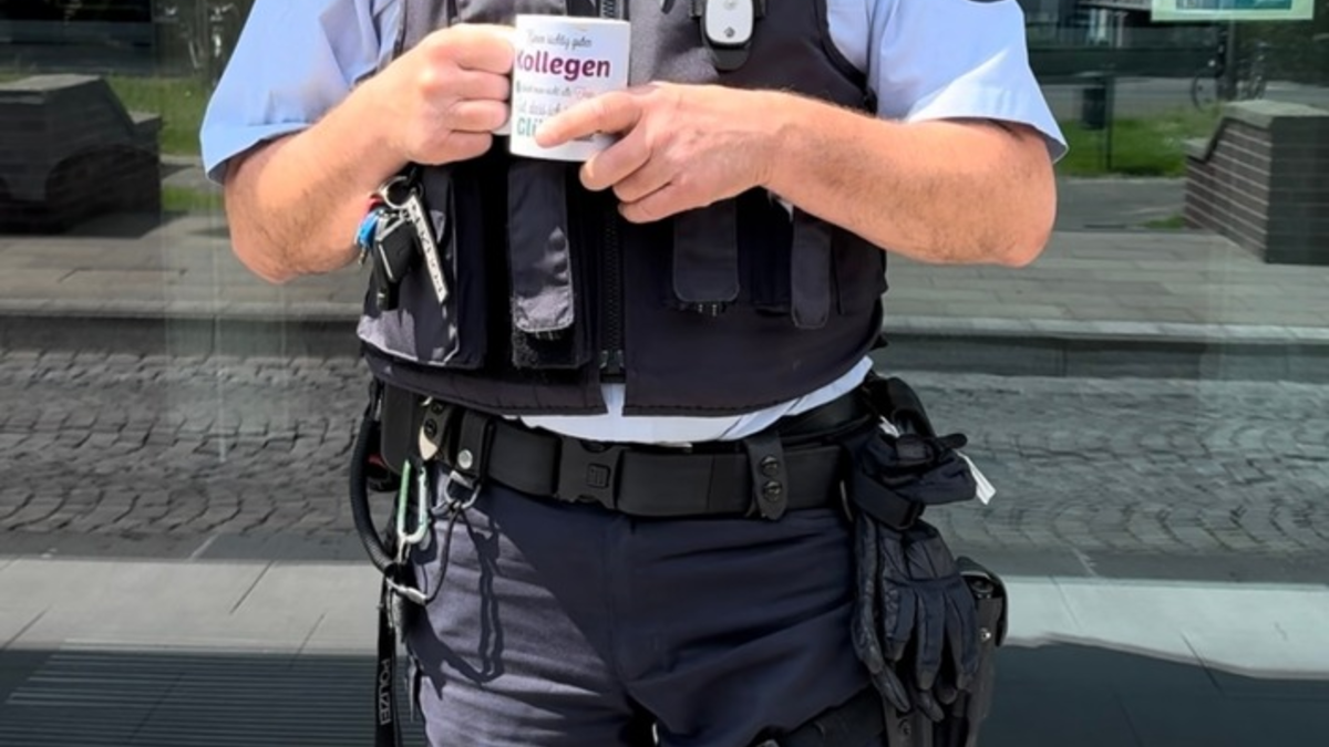 POL-UN: Werne - UNgefiltert - Ein Gespräch mit der Polizei auf dem Wochenmarkt - Foto: presseportal.de