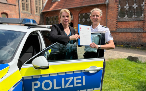 POL-LG: ++ Sicherheitspartnerschaft zwischen der Polizeiinspektion Lüneburg/Lüchow-Dannenberg/Uelzen und der Hansestadt Lüneburg ++ - Foto: presseportal.de POL-LG: ++ Sicherheitspartnerschaft zwischen der Polizeiinspektion Lüneburg/Lüchow-Dannenberg/Uelzen und der Hansestadt Lüneburg ++ - Foto: presseportal.de