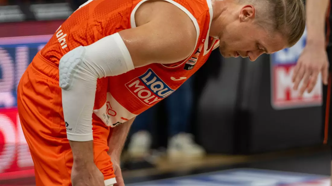 Der Traum vom Verteidigen der Meisterschaft ist für Kapitän Thomas Klepeisz und ratiopharm Ulm frühzeitig geplatzt. - Bild: Stefan Puchner/dpa