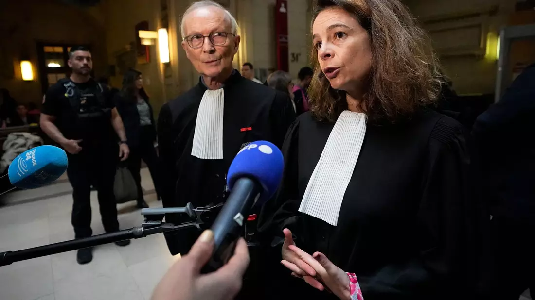 Nach viertägiger Anhörung wurden Ali Mamluk, Dschamil Hassan und Abdel Salam Mahmud verurteilt. - Bild: Michel Euler/AP/dpa
