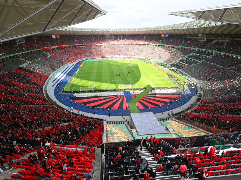 Bayer Leverkusen geht mit fünf Änderungen in der Startelf ins Pokalfinale. - Foto: Sebastian Christoph Gollnow/dpa