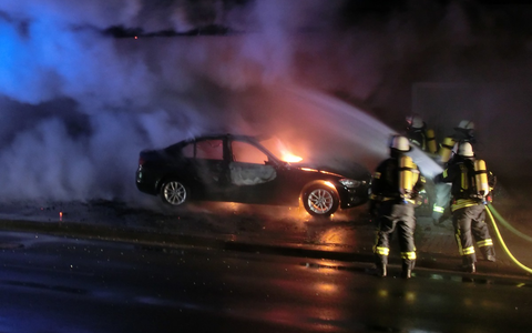 POL-OL: +++ Westerstede: Brand eines Pkw +++ - Foto: presseportal.de