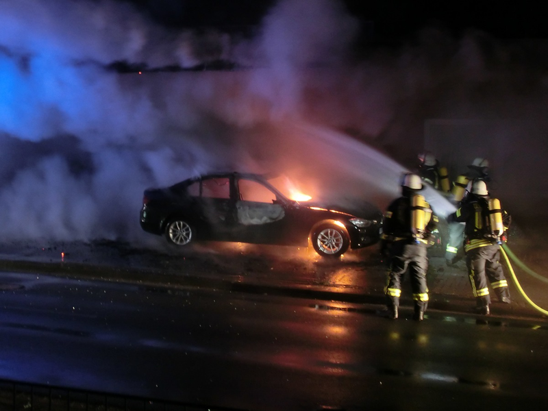 POL-OL: +++ Westerstede: Brand eines Pkw +++ - Foto: presseportal.de