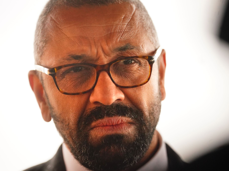 Der britische Innenminister James Cleverly. - Foto: Victoria Jones/PA/dpa
