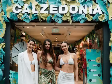 Rebecca Mir und #GNTM-Kandidatinnen Xenia und Kadidja zu Gast im Kölner Calzedonia Store - Foto: presseportal.de