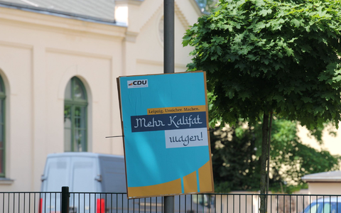 Fake: Ein gefälschtes Wahlplakat der CDU: - Foto: NEWS5/dpa