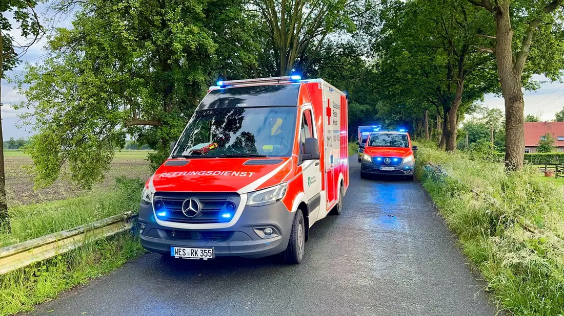 FW Hünxe: Zwei verletzte Personen nach Verkehrsunfall - Bild: presseportal.de