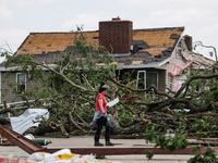 Im US-Staat Oklahoma erreichte einer der Stürme nach vorläufigen Schätzungen mindestens die Stufe drei von fünf. - Foto: Mike Simons/Tulsa World via AP/dpa