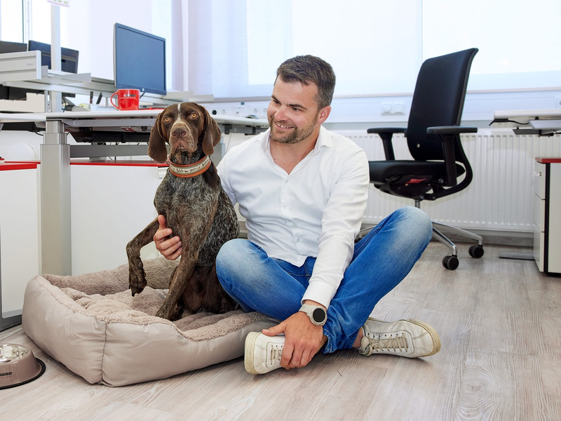 Ein starkes Team mit Kollege Hund - Foto: presseportal.de