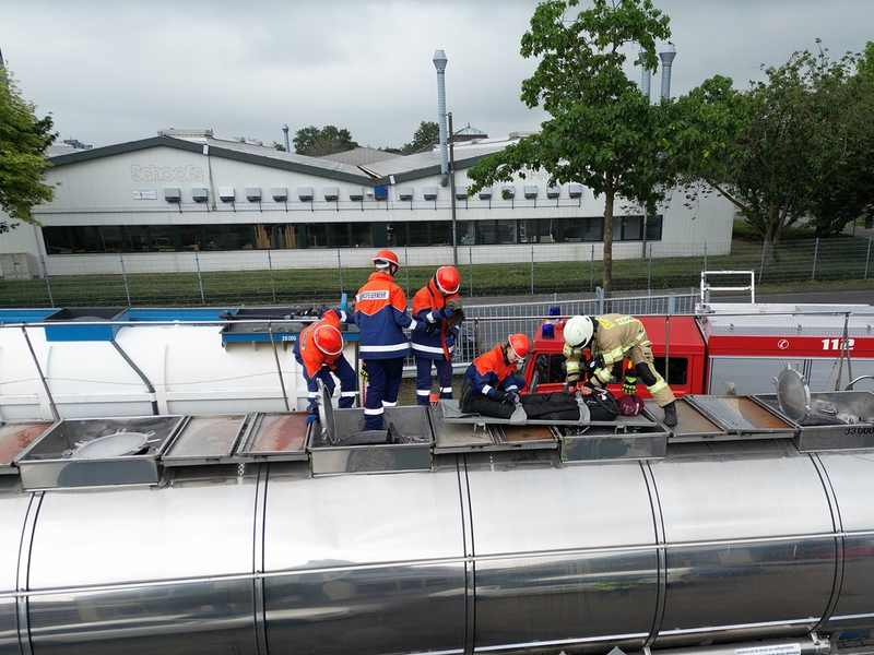 FW Düren: Brand greift auf Wohnhaus über - Foto: presseportal.de